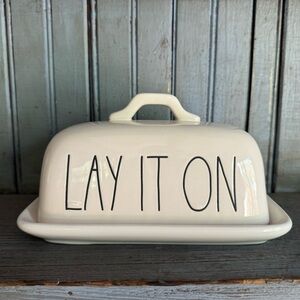 Rae Dunn butter holder